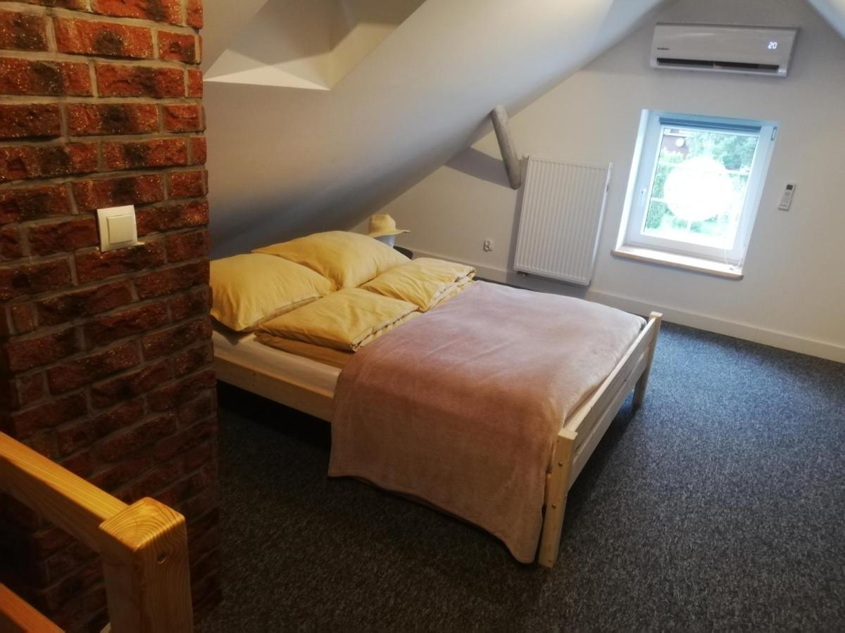 Gospodarstwo Przy Drodze. Czchow Bagian luar foto